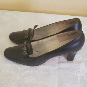 Women's Vintage 1960's Palizzie Leather Black Heels Dress Shoes 8 A.